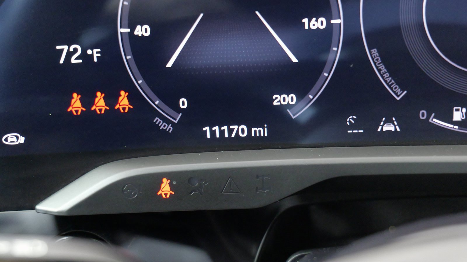 Used 2023 Porsche Taycan image 44