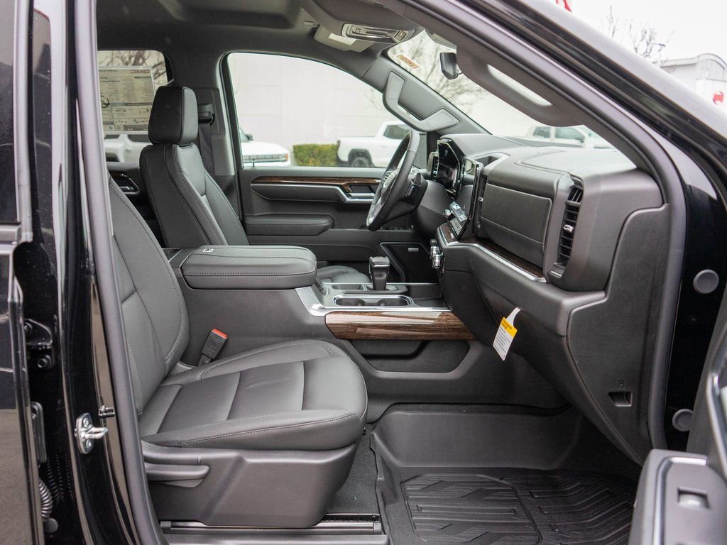 New 2026 GMC Sierra 1500 Elevation w/ Elevation Premium Package AWD/4WD image 10