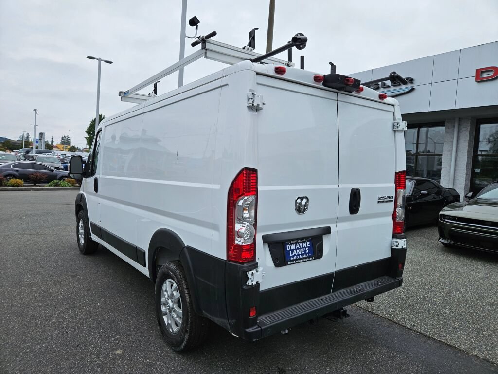 Used 2025 RAM ProMaster 2500 w/ Quick Order Package 22G SLT FWD image 3