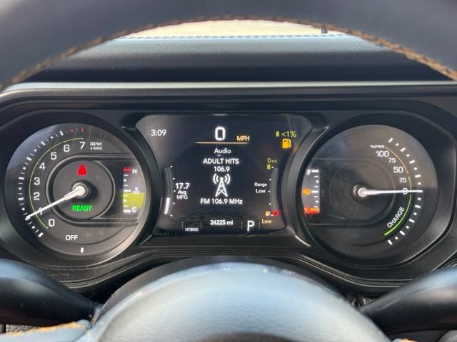 Used 2024 Jeep Wrangler Unlimited Sahara AWD/4WD image 32