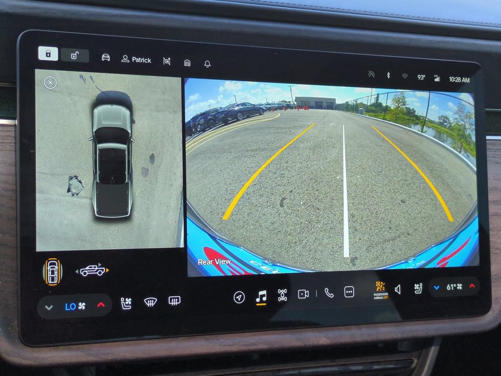Used 2025 Rivian R1T Adventure AWD/4WD image 18