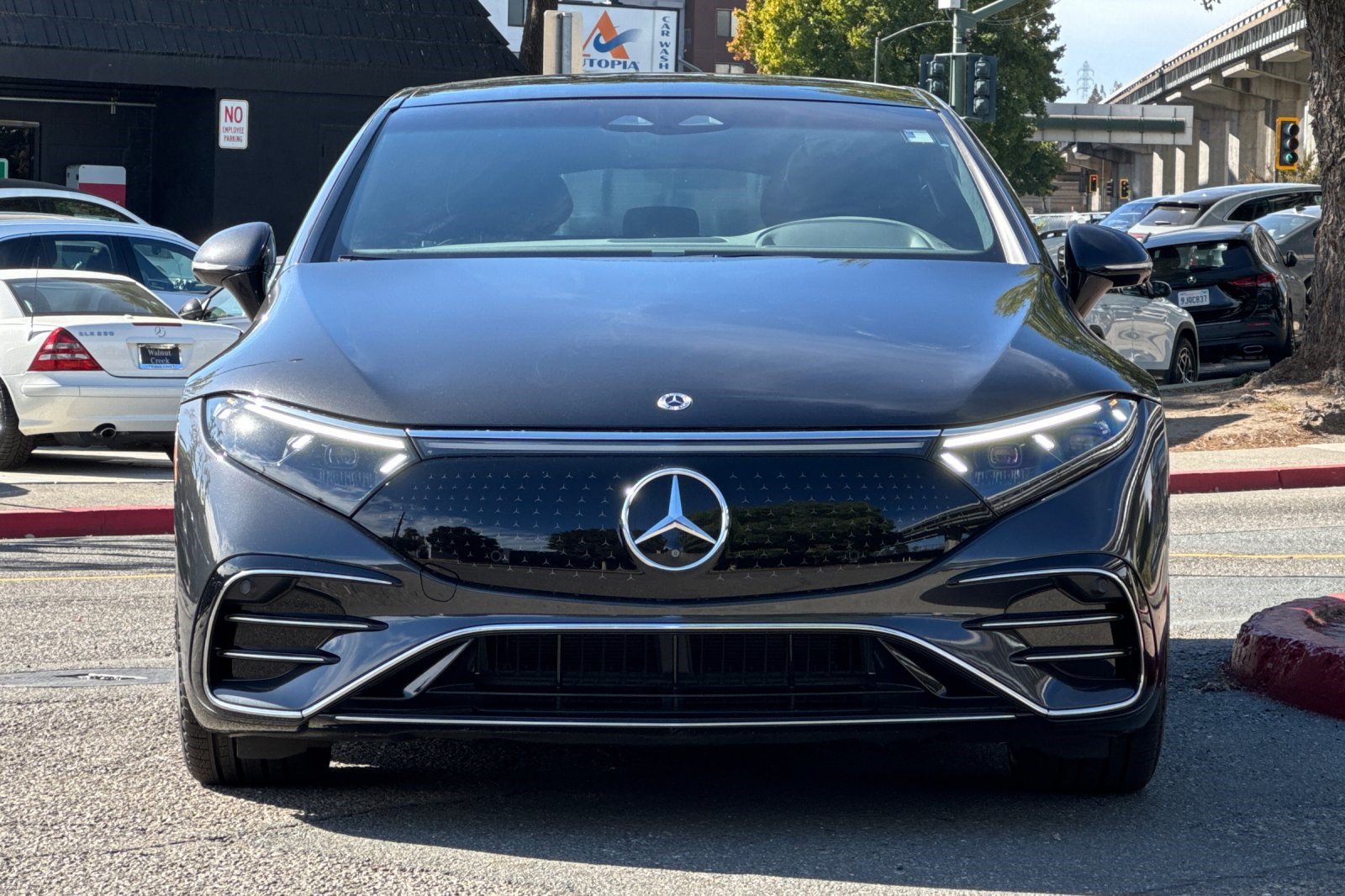 Certified 2023 Mercedes-Benz EQS 580 4MATIC Sedan image 6