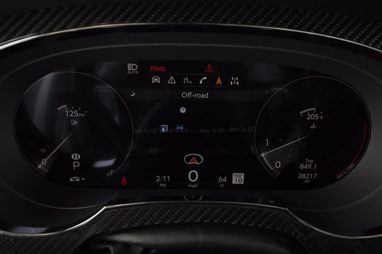 Used 2021 Bentley Bentayga Speed image 32