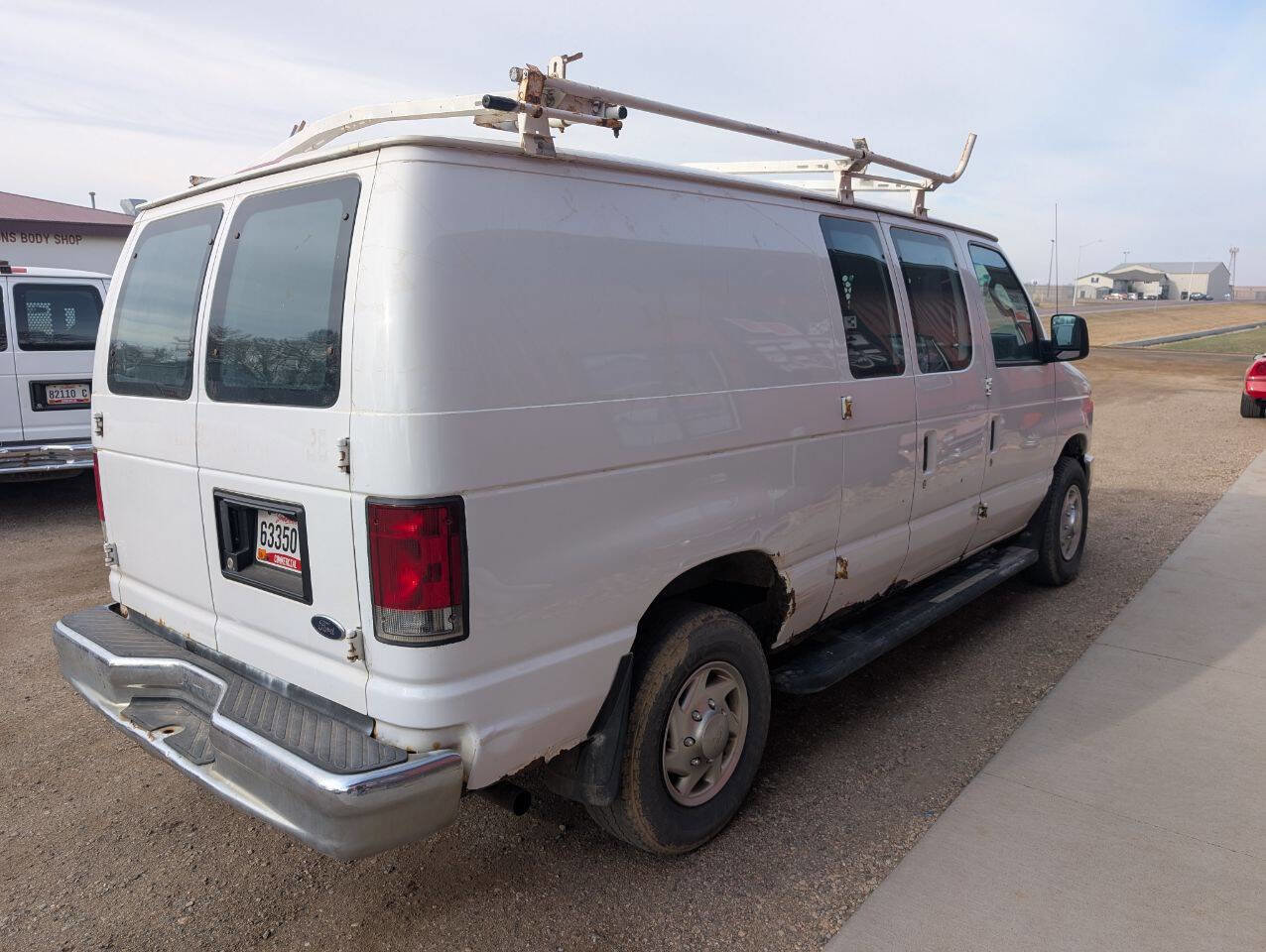 Used 2010 Ford E-250 and Econoline 250 RWD image 5