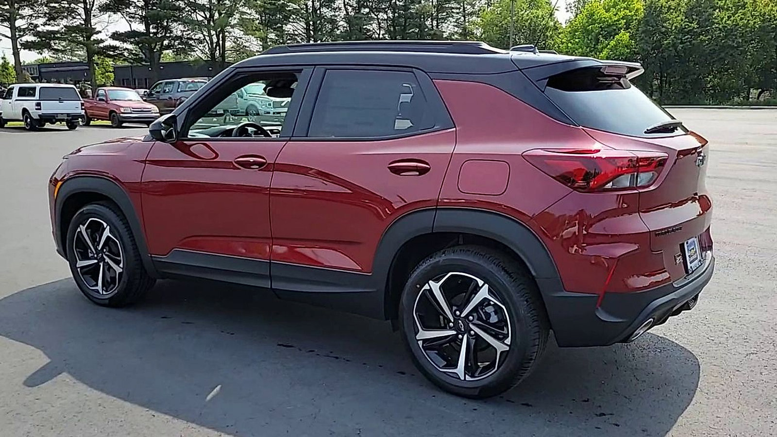 Certified 2023 Chevrolet TrailBlazer RS w/ Sun and Liftgate Package FWD image 6