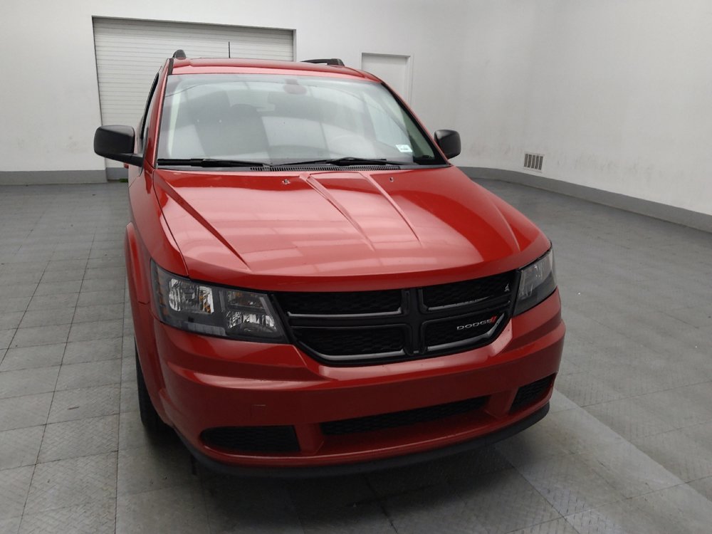 Used 2020 Dodge Journey SE w/ SE Popular Equipment Group image 14