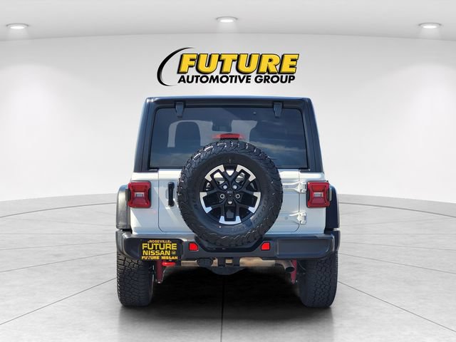 Used 2025 Jeep Wrangler Unlimited Rubicon AWD/4WD image 8