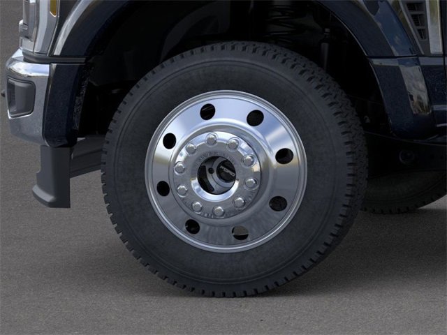 New 2026 Ford F450 XLT w/ XLT Premium Package image 19