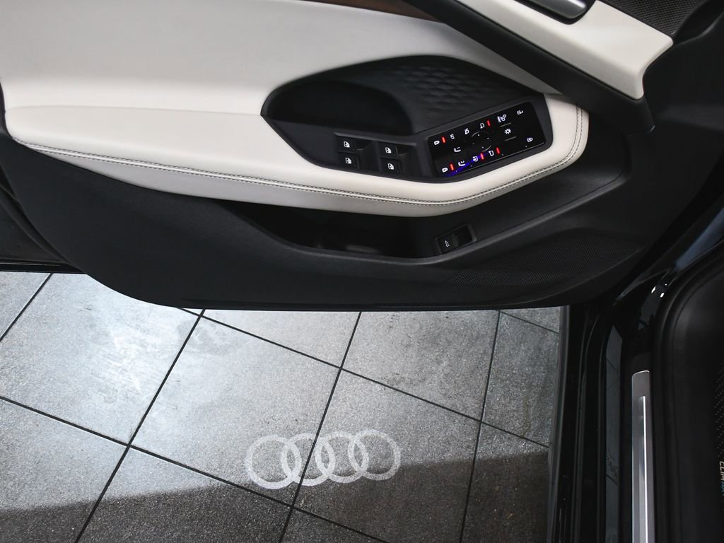 Used 2025 Audi A5 2.0T Prestige w/ 19" Wheel Package AWD/4WD image 12