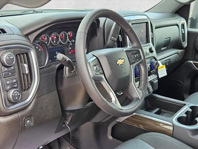 Used 2022 Chevrolet Silverado 2500 LT w/ Texas Edition image 10