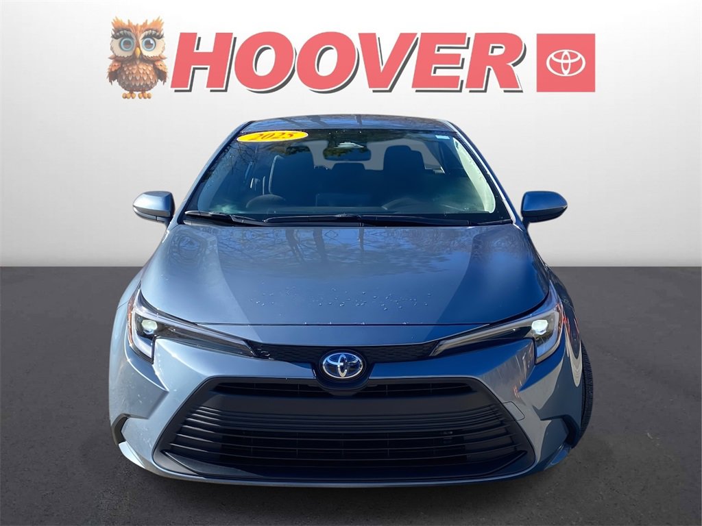 Used 2025 Toyota Corolla LE image 7