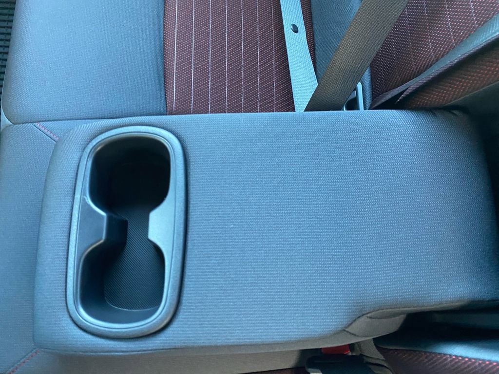 Used 2024 Toyota Corolla SE image 28