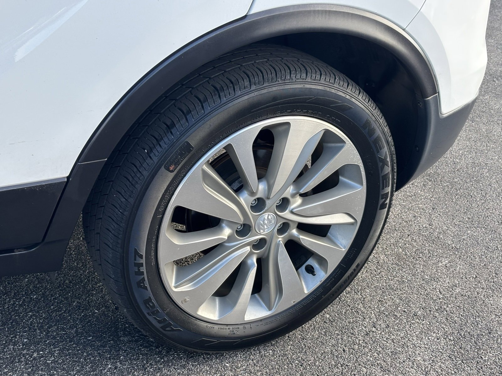 Used 2017 Buick Encore Essence image 14