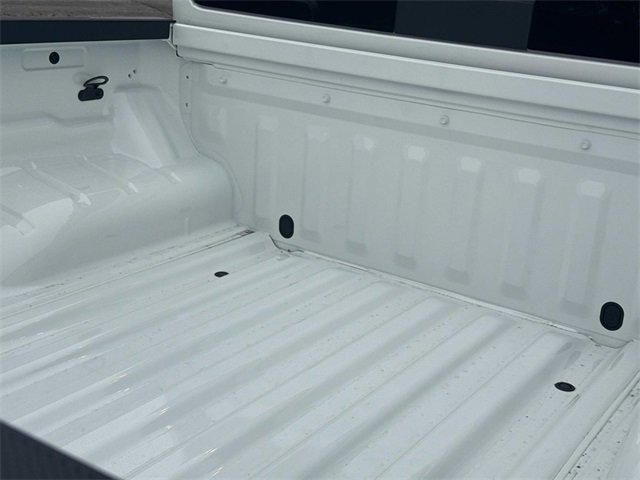 New 2026 Nissan Frontier S image 13