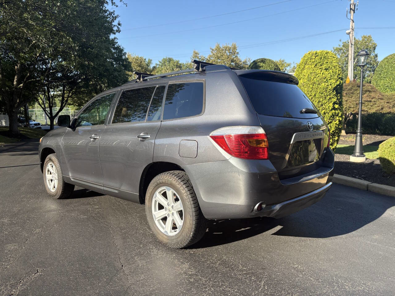 Used 2010 Toyota Highlander 4WD image 7