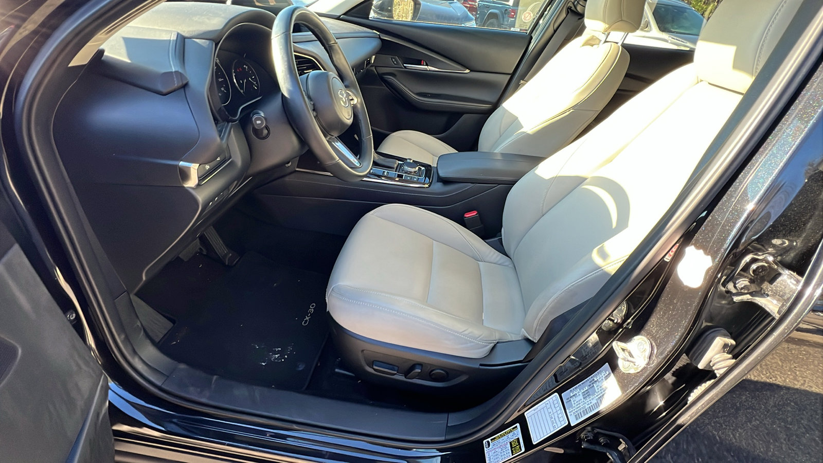 Used 2025 MAZDA CX-30 AWD 2.5 S w/ Preferred Package image 16