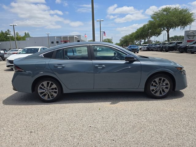 New 2026 Nissan Sentra SL w/ Floor Mat Package FWD image 9