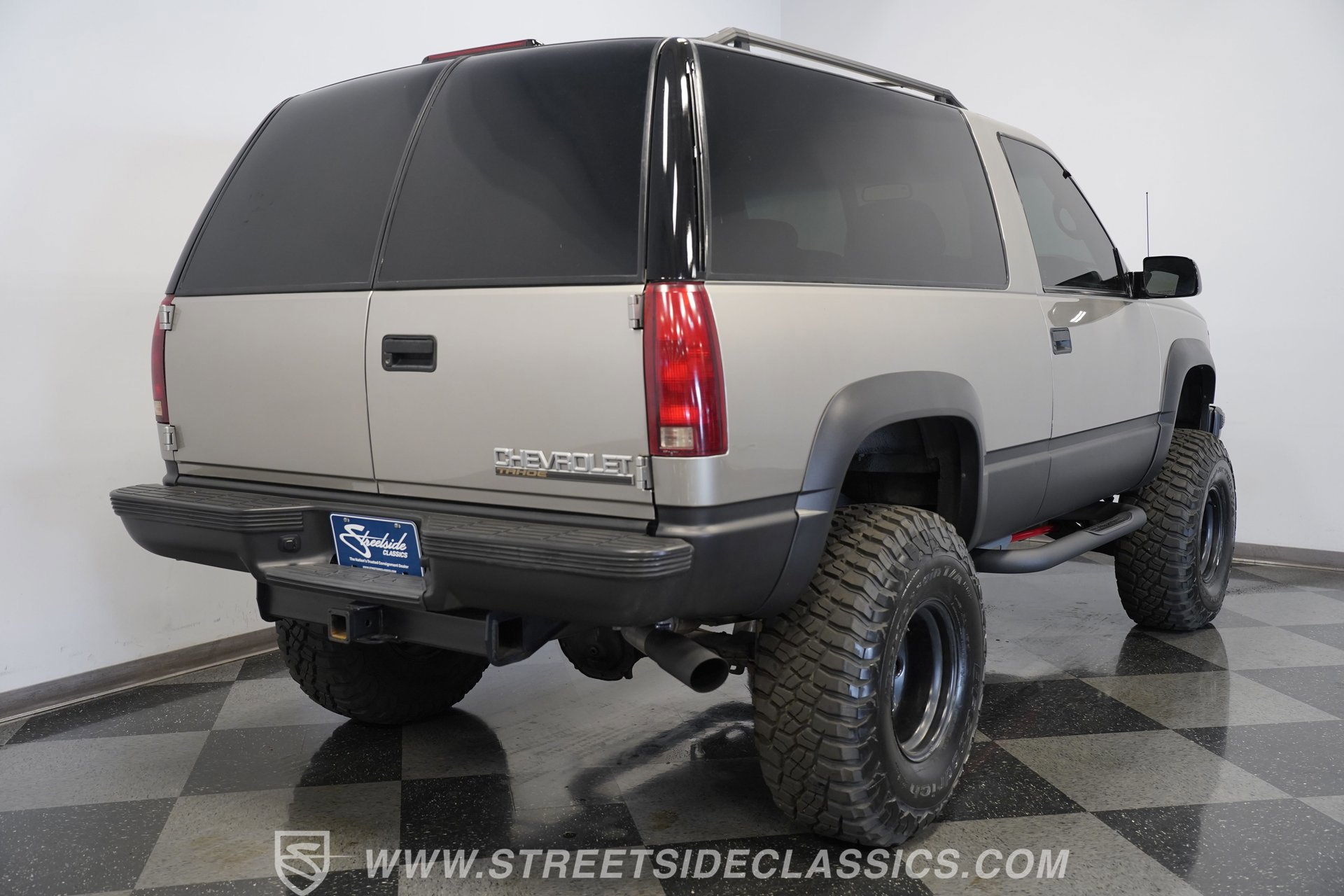 Used 1999 Chevrolet Tahoe 4WD 2-Door w/ Preferred Equipment Group image 11