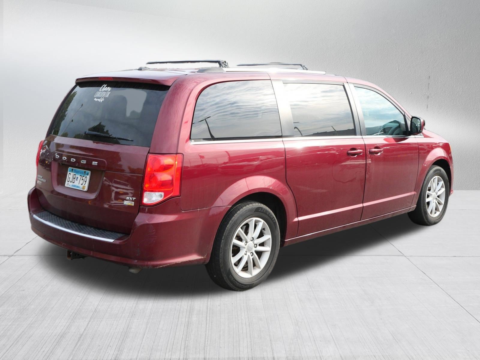 Used 2018 Dodge Grand Caravan SXT FWD image 7