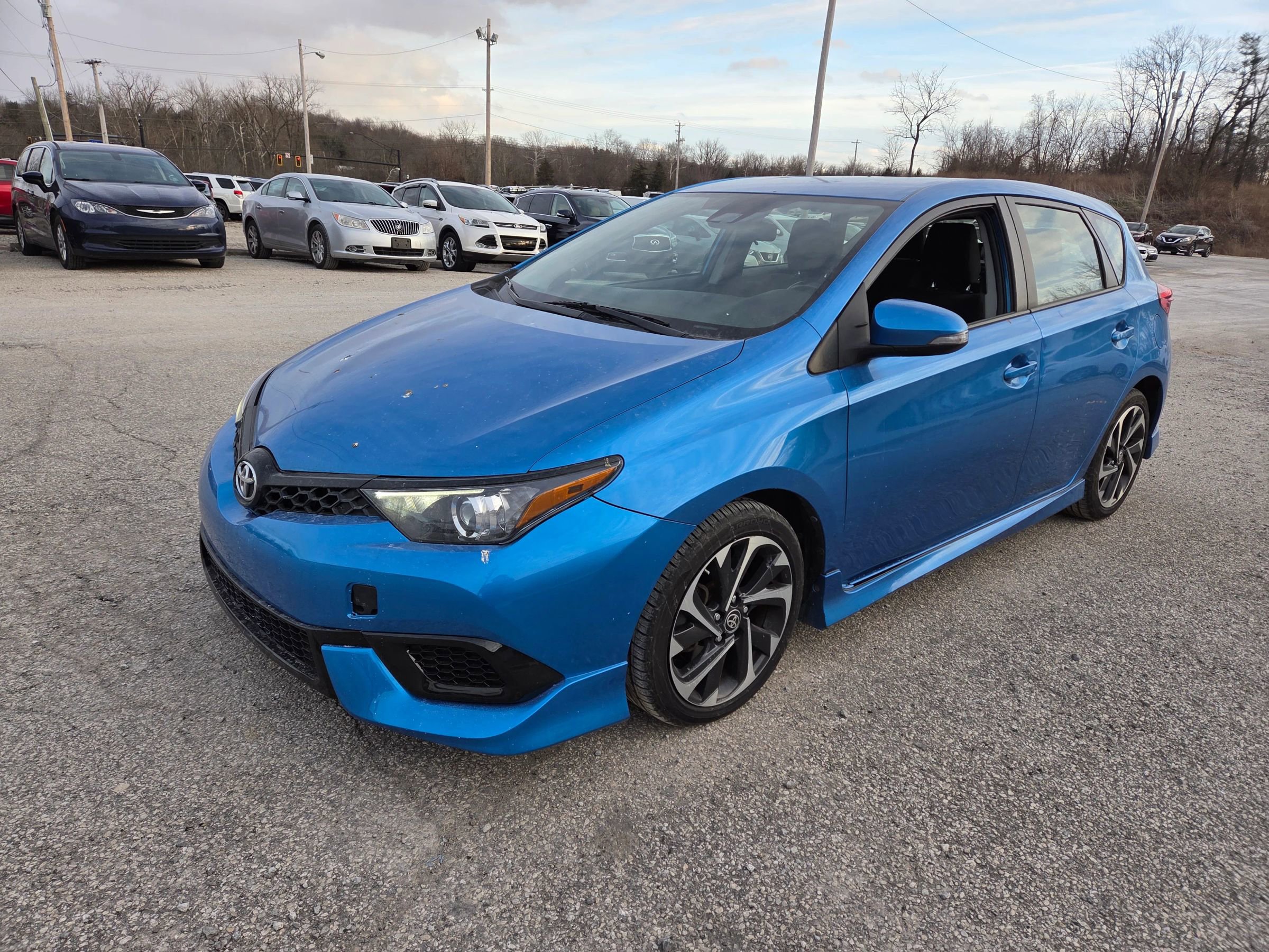 Used 2017 Toyota Corolla iM w/ Carpet Mat Package image 2