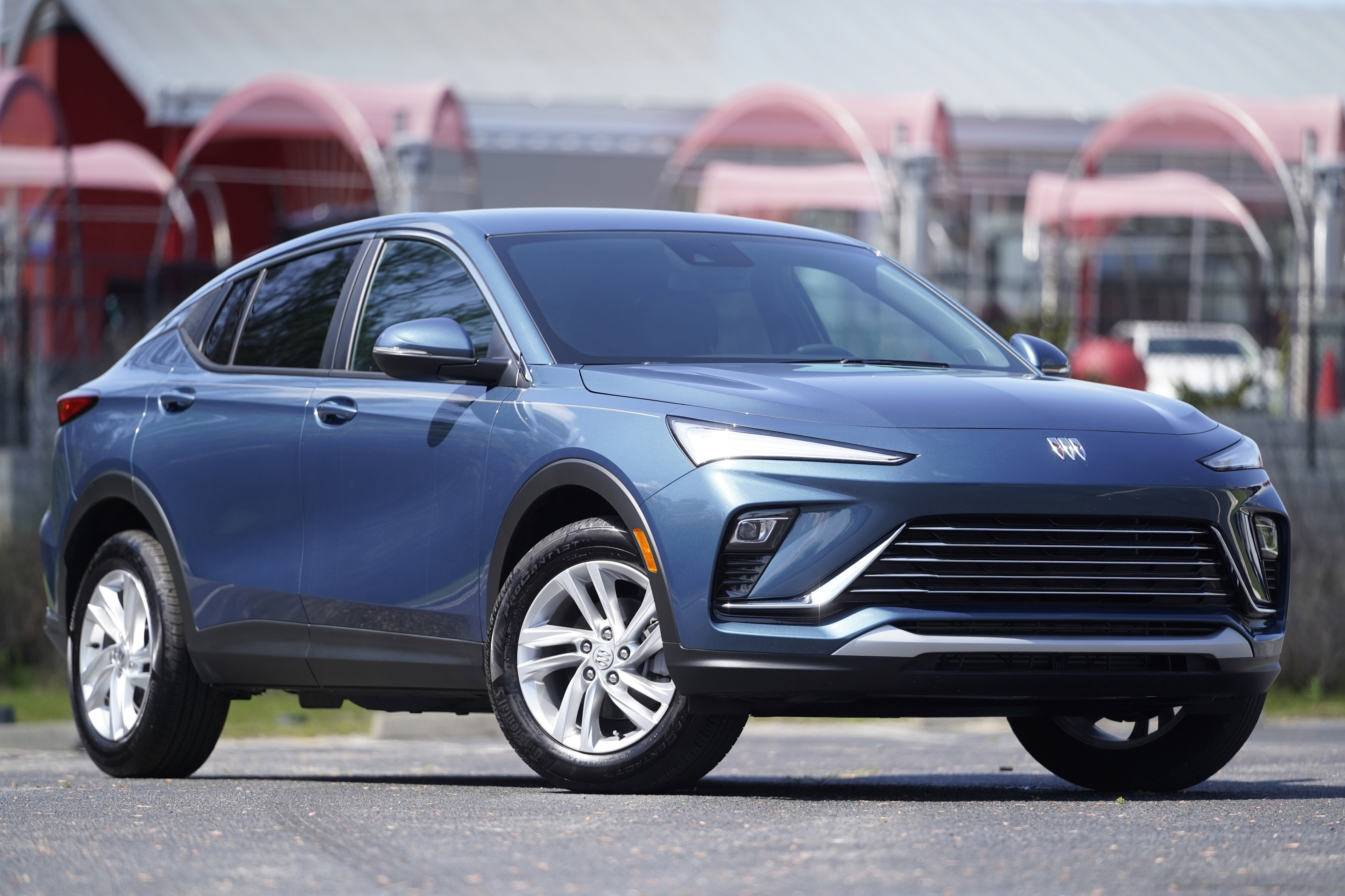 Used 2024 Buick Envista Preferred w/ Convenience I Package image 2