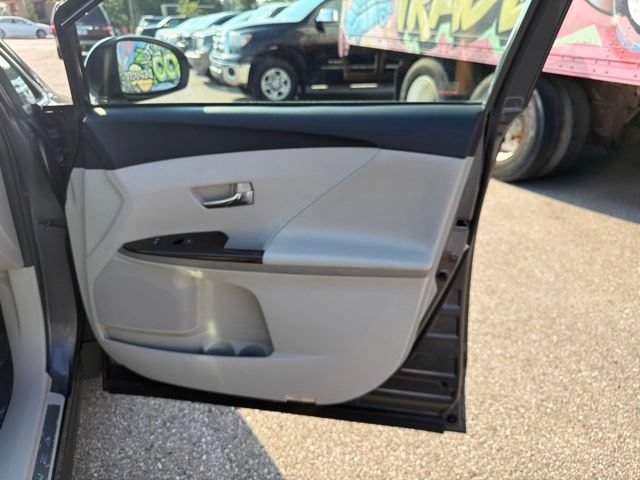 Used 2009 Toyota Venza AWD image 29