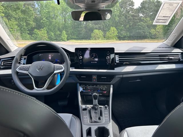 New 2026 Volkswagen Jetta SE FWD image 13