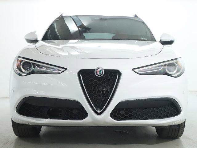 Used 2020 Alfa Romeo Stelvio Ti Sport w/ Quick Order Package 22S Sport image 10