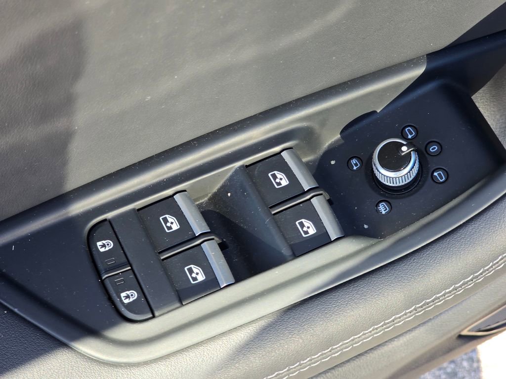 Used 2023 Audi A4 2.0T Premium Plus w/ Premium Plus Package image 27