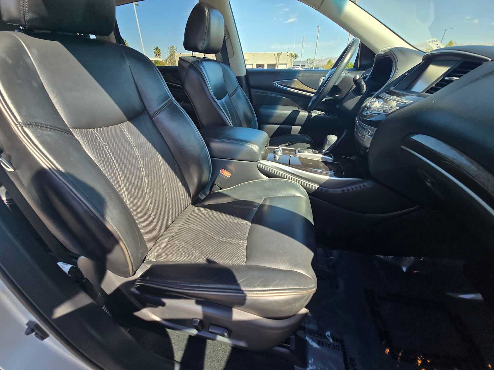 Used 2015 INFINITI QX60 Luxe w/ Premium Plus Package AWD/4WD image 10
