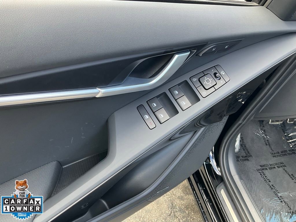 Used 2025 Kia Niro Wave FWD image 24