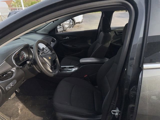 Used 2016 Chevrolet Malibu LT FWD image 9