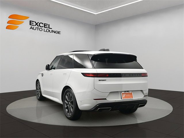 Used 2024 Land Rover Range Rover Sport Dynamic SE image 3