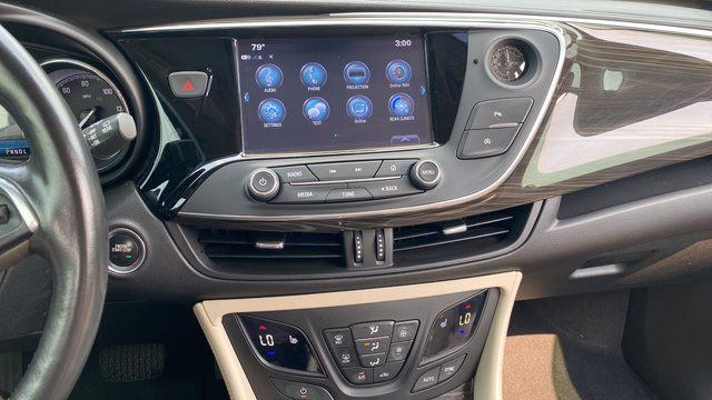 Used 2020 Buick Envision Essence FWD image 13