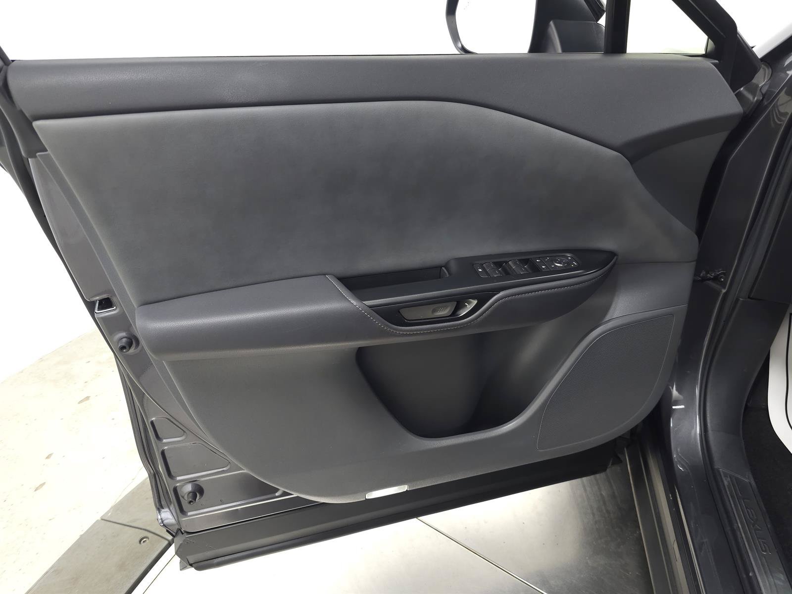 Certified 2023 Lexus RZ 450e Premium w/ Technology Package AWD/4WD image 16