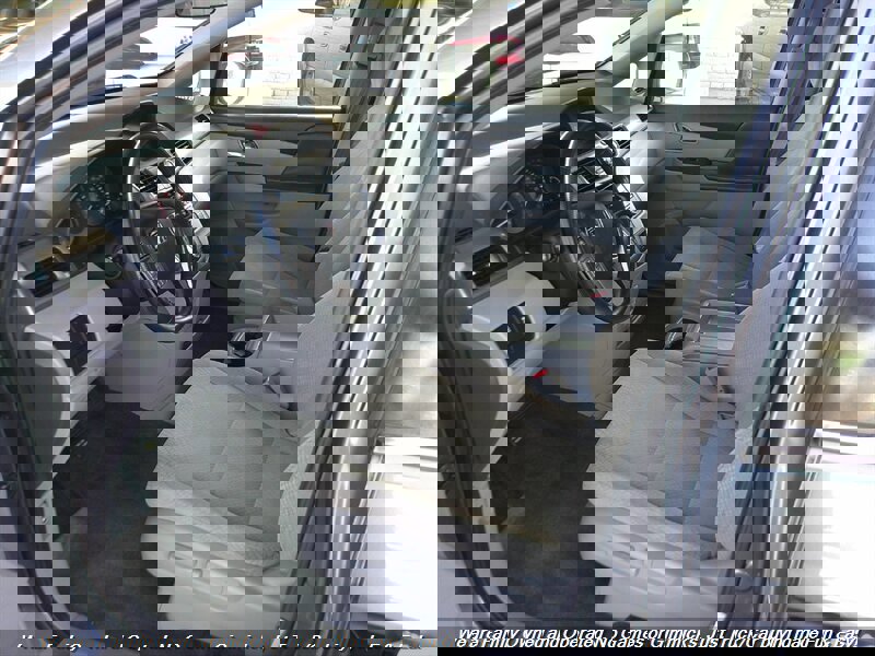 Used 2016 Honda Odyssey LX image 13