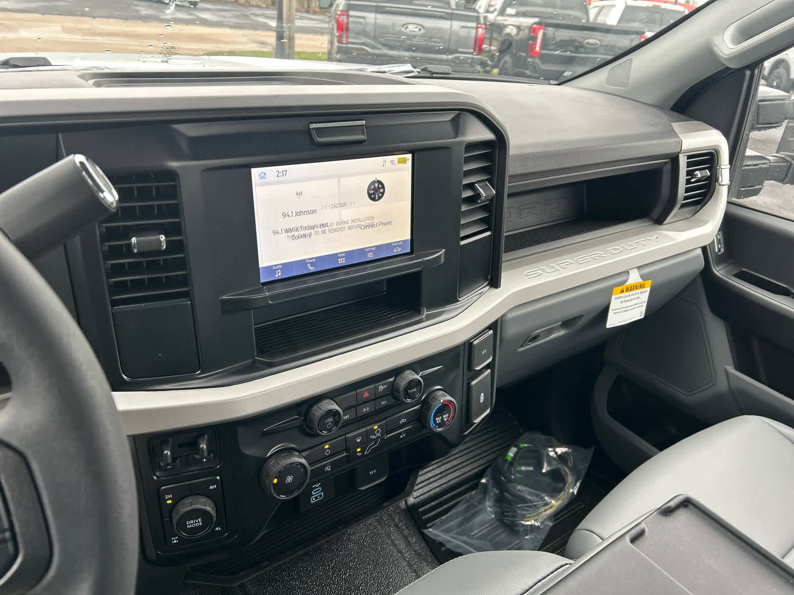 New 2026 Ford F250 XL w/ XL Chrome Package image 23