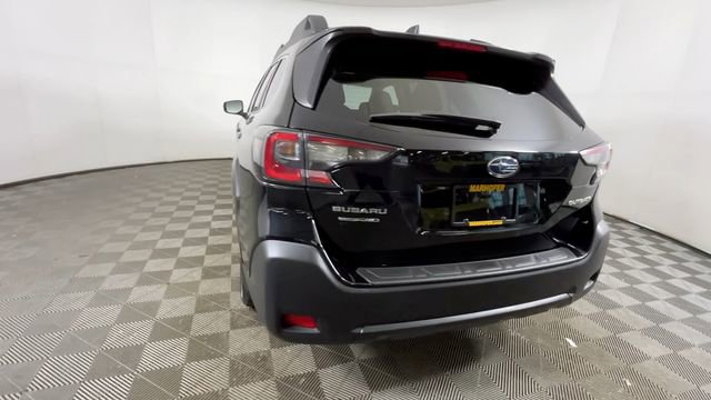 Used 2023 Subaru Outback Premium AWD/4WD image 6