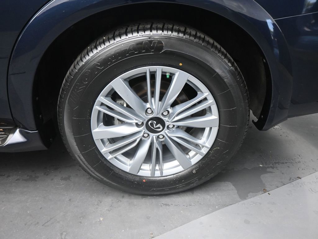 Used 2024 INFINITI QX80 Luxe image 24