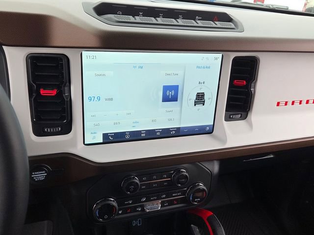 Used 2024 Ford Bronco Heritage Edition image 16