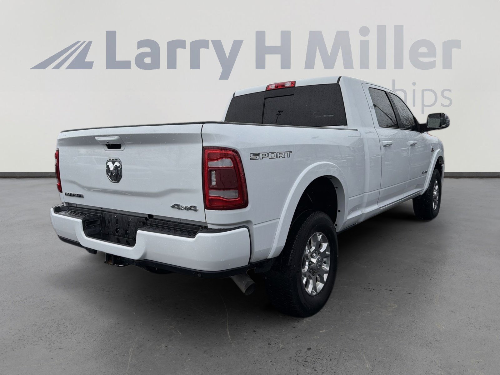 Used 2020 RAM 2500 Laramie image 8
