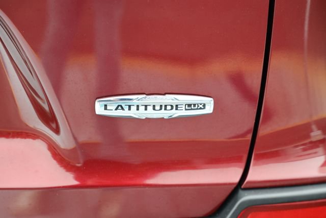 Used 2021 Jeep Cherokee Latitude Lux w/ Comfort/Convenience Group image 51