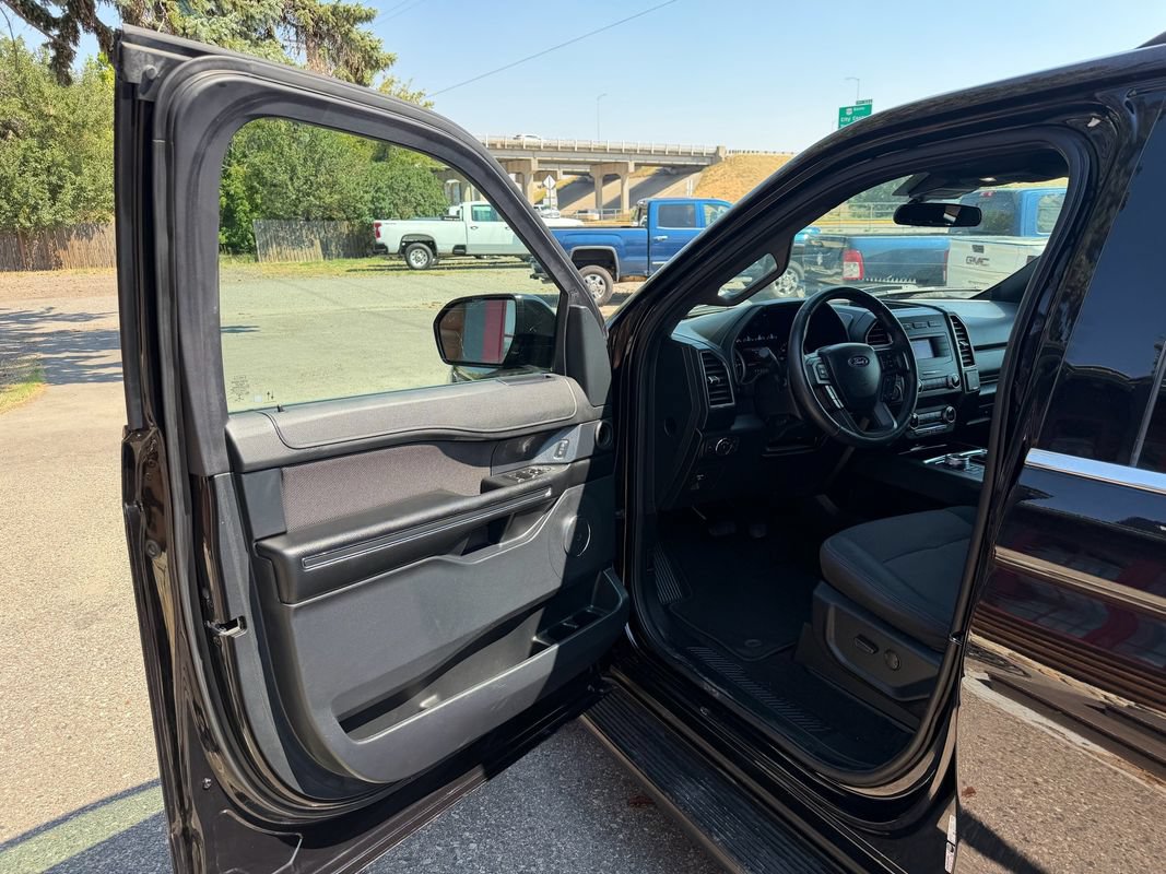 Used 2020 Ford Expedition XL AWD/4WD image 10