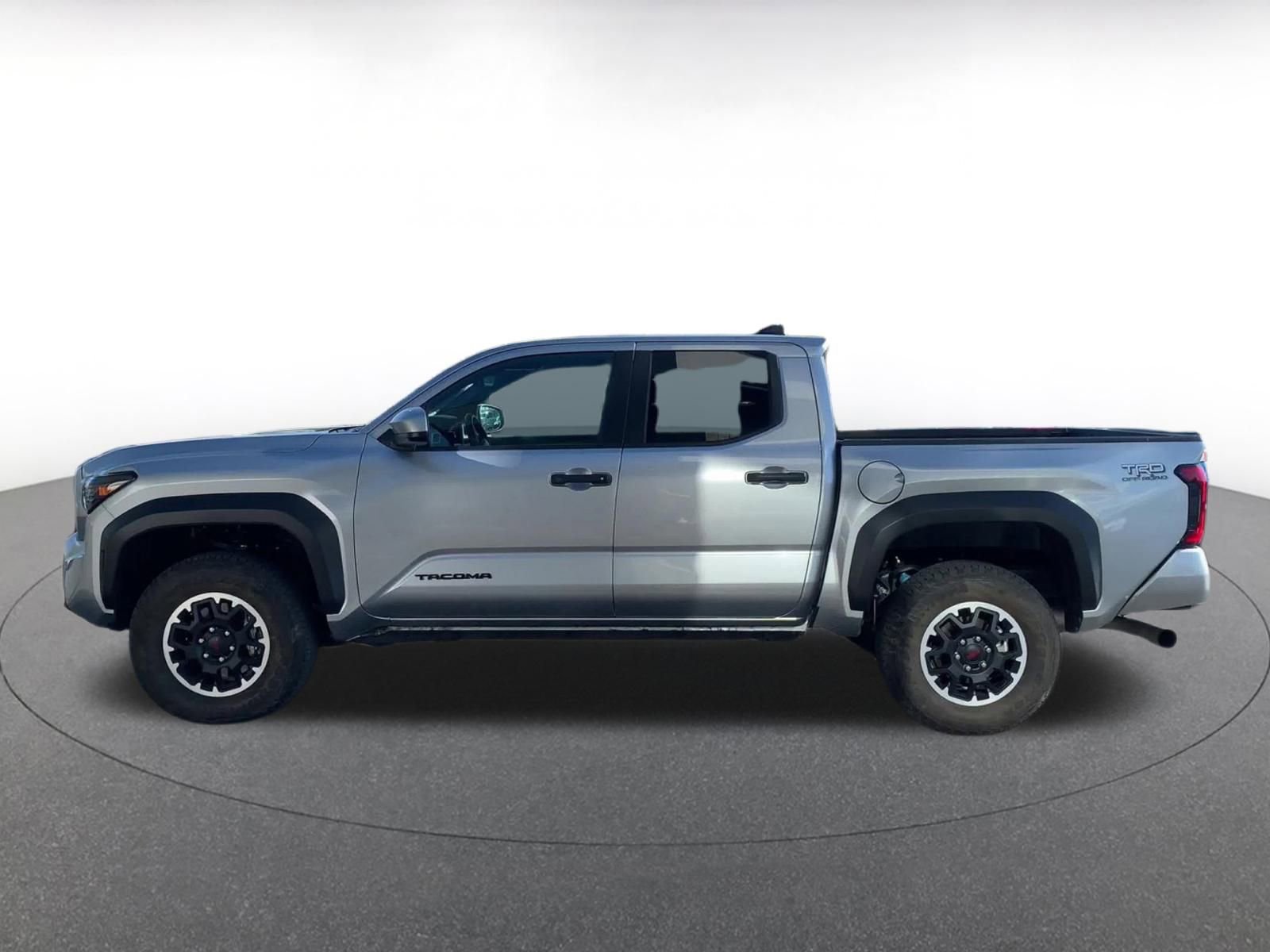 Used 2025 Toyota Tacoma TRD Off-Road image 8