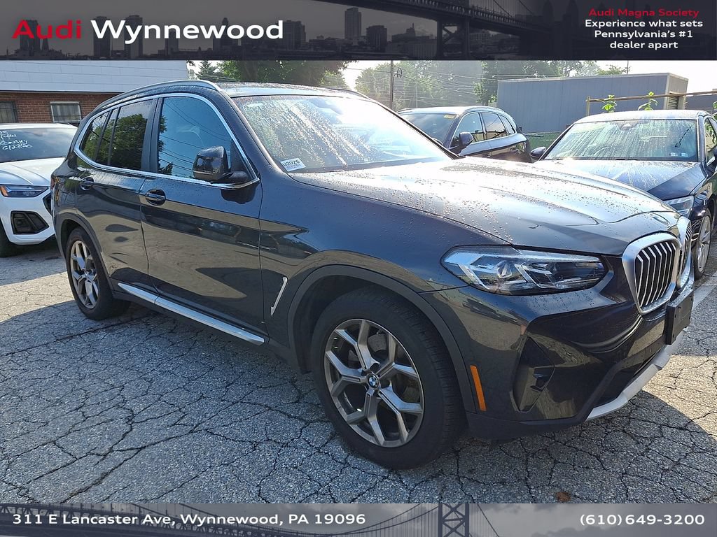 Used 2022 BMW X3 xDrive30i w/ Premium Package 2