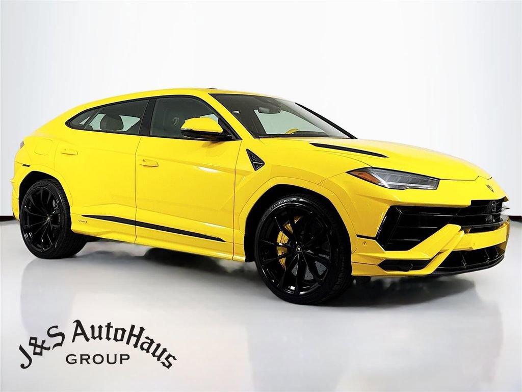 Used 2024 Lamborghini Urus S AWD/4WD image 1