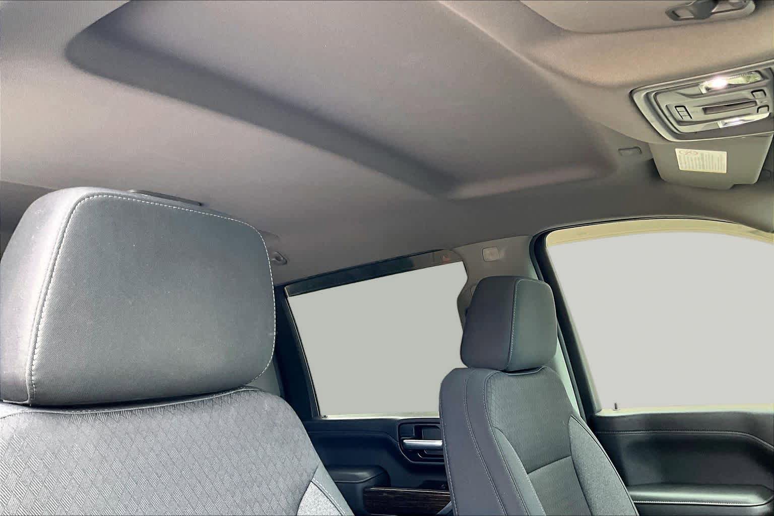 Used 2020 GMC Sierra 2500 SLE w/ SLE Value Package; AWD/4WD image 14