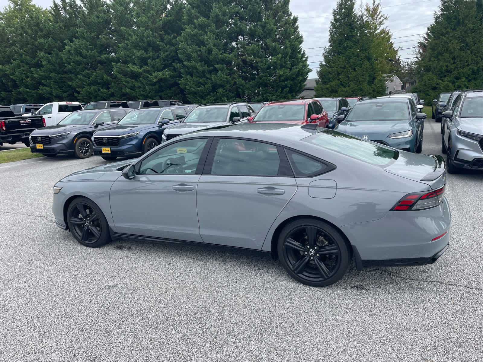 Used 2024 Honda Accord Sport image 3