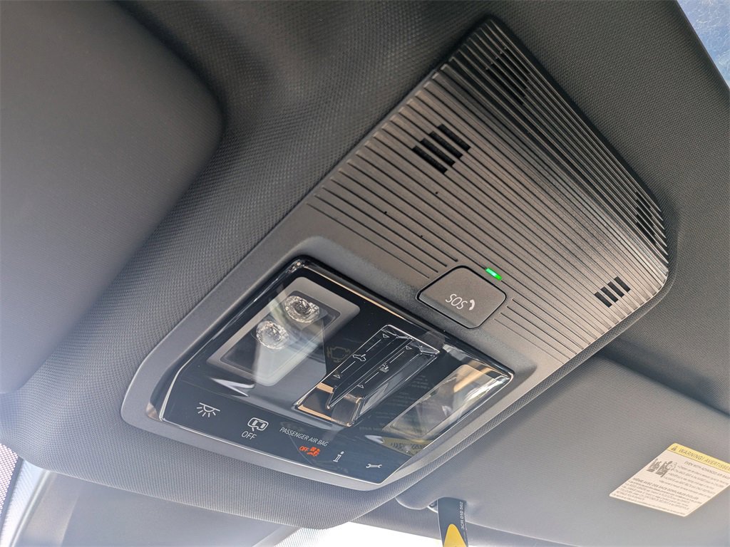 New 2026 Volkswagen Atlas Cross Sport SE image 24