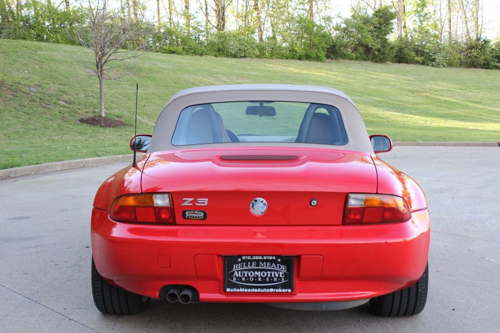 Used 1998 BMW Z3 2.8 RWD image 13
